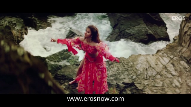 Tanha-Tanha-Video-Song---Rangeela