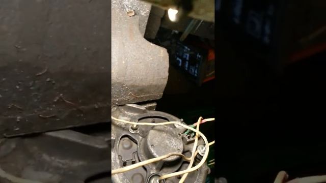 Самовозбуждение автомобильного генератора 12 В