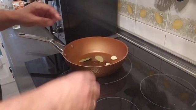 Куриные ножки в соусе из апельсинового сока смотреть онлайн