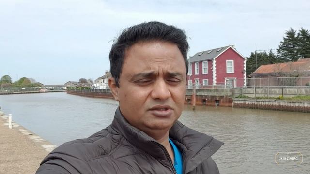 Is Age A Criteria For UK Immigration? смотреть онлайн