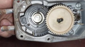 Снова про ЕГР yd25ddti nissan np300. Устройство ,снятие, количество сажи