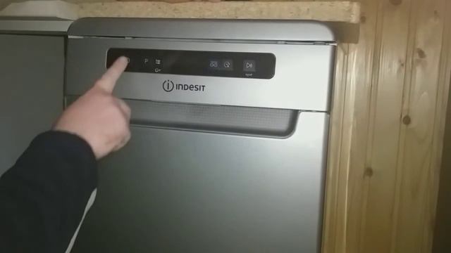 Почему посудомойка не моет посуду. Посудомойка не работает. Вот в чём проблема. Смотри это видео. смотреть онлайн
