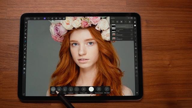 Portrait Retouching on iPad With Affinity Photo | FREE COURSE смотреть онлайн
