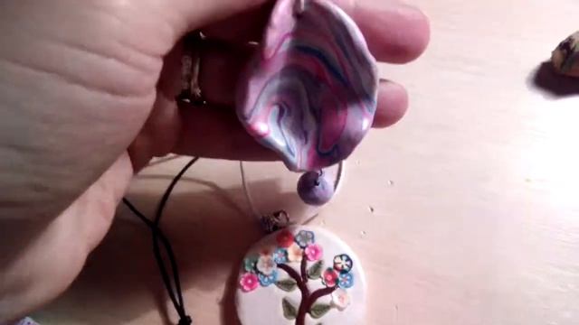 Кулоны из полимерной глины смотреть онлайн
