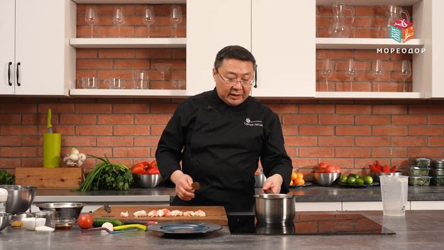 Крабовый салат РЕЦЕПТ. Новогодний салат с крабовым мясом. Рецепт приготовления. Камчатский краб. смотреть онлайн