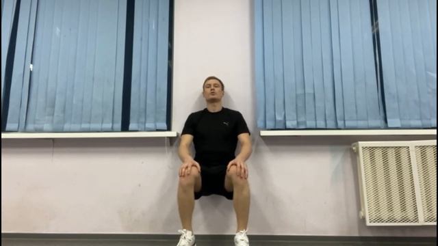 Упражнение для ног "Стульчик". смотреть онлайн