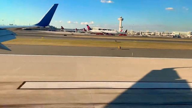 Приземление в аэропорту JFK Нью-Йорк, США. смотреть онлайн