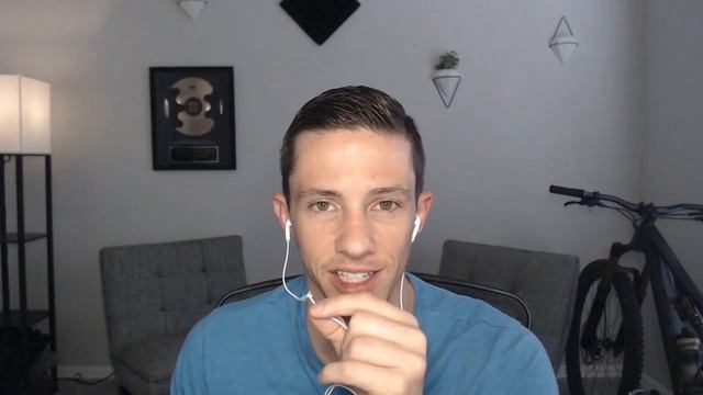 Apple Earbuds As A Low Cost Podcast Mic? смотреть онлайн