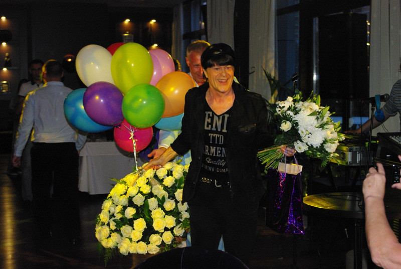 Виктор Королёв - С Новым годом!.mpg смотреть онлайн