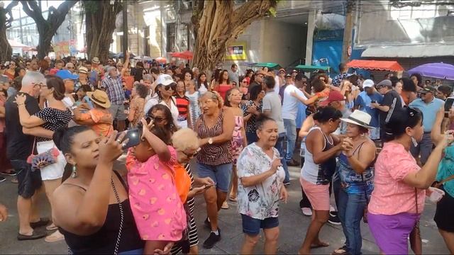 Samba na Praça Ao Vivo Em 18 de 11 de 2023 смотреть онлайн