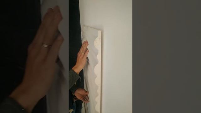 Качество 3D-панелей желает лучшего.