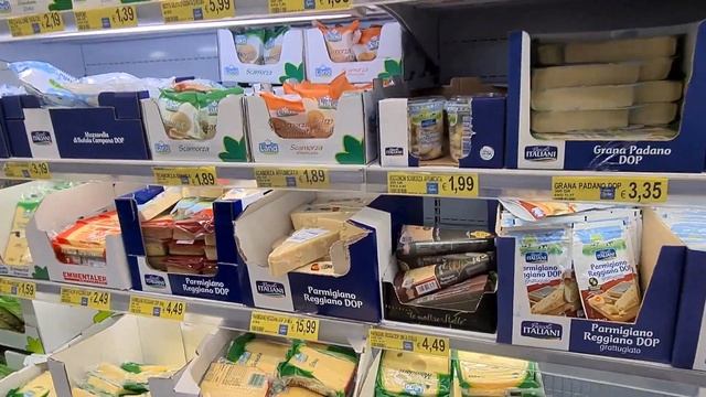 ПРИСТУПАЮ К ВОЖДЕНИЮ НОЧЬЮ - ОБЗОР МАГАЗИНА И ЧТО МЫ КУПИЛИ НА 58 ЕВРО смотреть онлайн