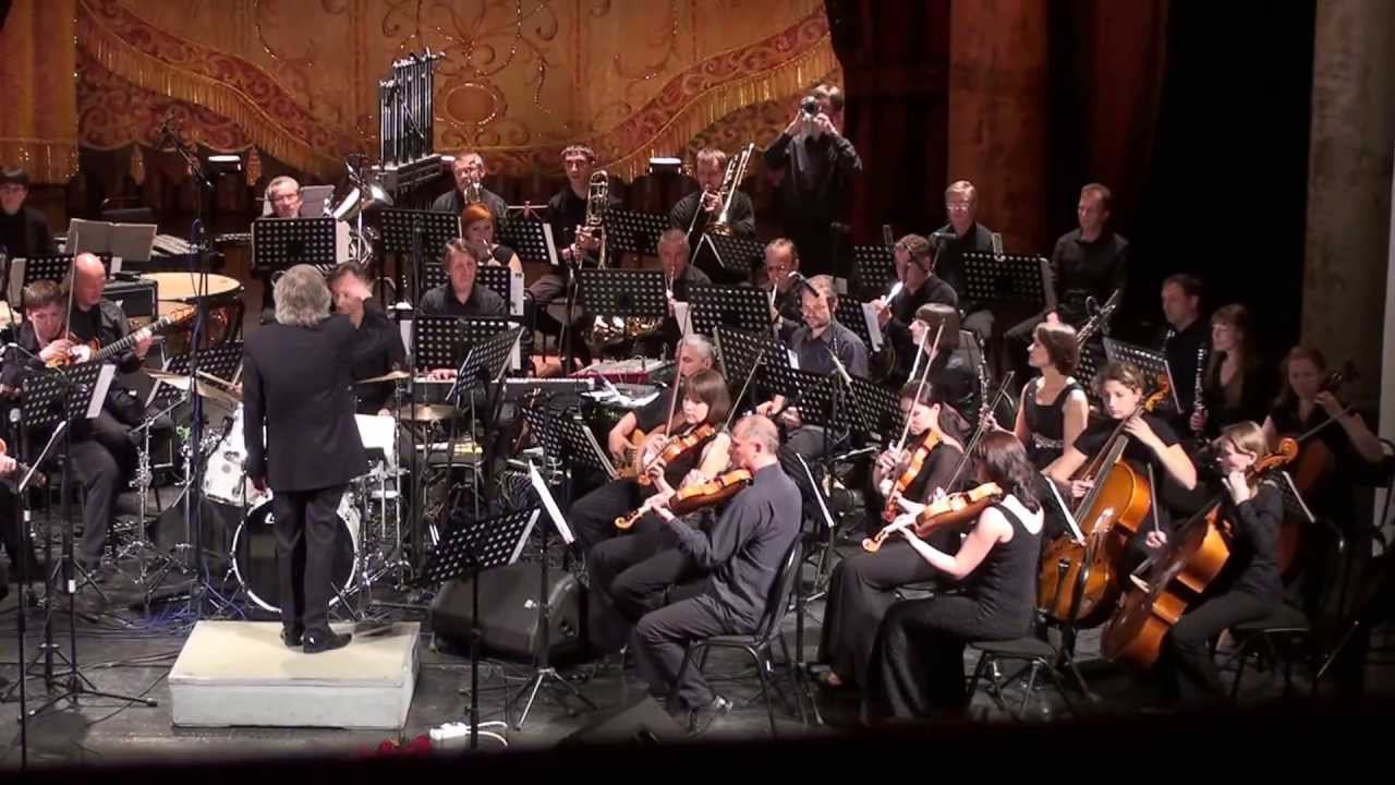 Симфонический оркестр КГФ и "карельский" дирижер Медведев :) смотреть онлайн