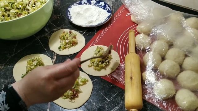 Пирожки формы сердечек в духовке❤️ Самый бюджетный вариант пирожков.??? смотреть онлайн