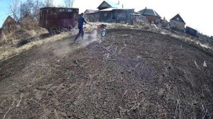 Мотоблок «БРАЙТ» с самодельной бороной.Бороним огород.Для чего это делаем?