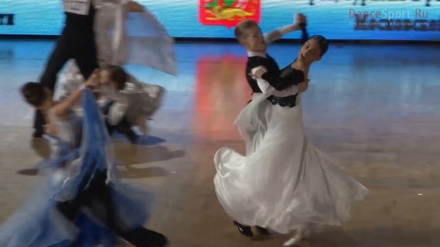 Куликов Егор - Горошко Мария, Final English Waltz смотреть онлайн