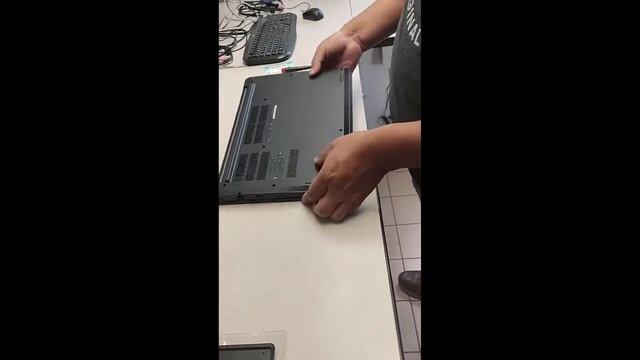 Como Actualizar a disco SSD NVMe 500GB lenovo E490 смотреть онлайн