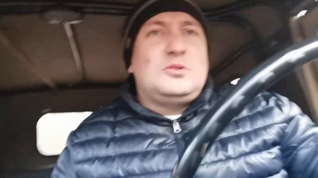 ЛУАЗ покатухи в осеннем лесу смотреть онлайн