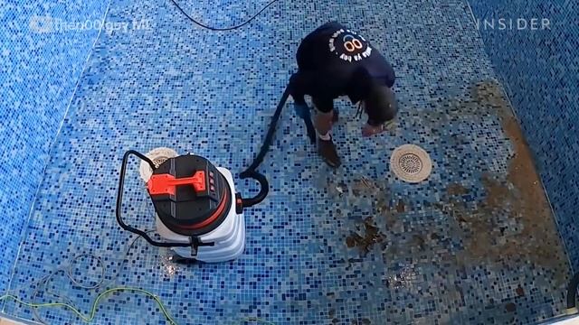 How An Abandoned Indoor Pool Is Deep Cleaned | Deep Cleaned | Insider смотреть онлайн