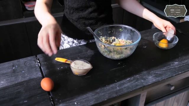 Котлеты из тунца с кабачком смотреть онлайн