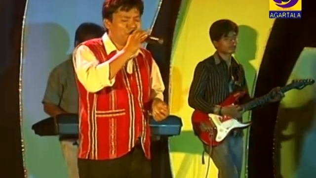 Kokborok song by Bimal Debbarma on the dias of DD Foundation Celebration смотреть онлайн