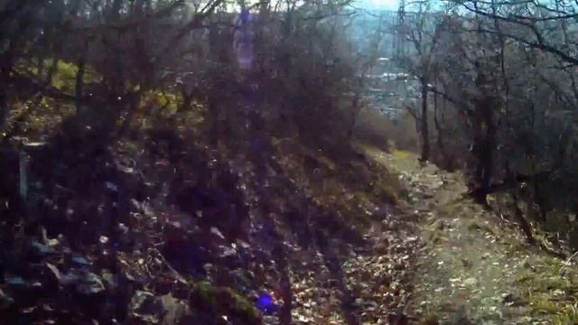 Неспешный спуск на АМ-Кантрийнике по "Сквозняку" в Геленджике смотреть онлайн