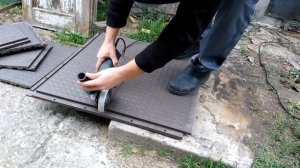 УКЛАДКА и Подрезка резиновых плит на пол Болгаркой ПВХ хорошая вещь