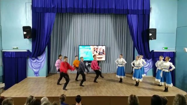 В Прибайкалье вечереет - Народный любительский коллектив, ансамбль "Аллегро" смотреть онлайн