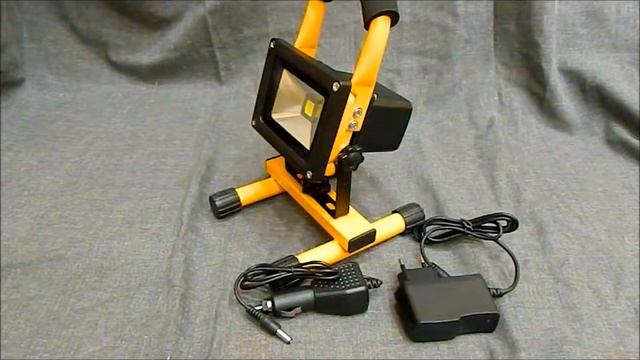 Переносной светодиодный аккумуляторный прожектор смотреть онлайн