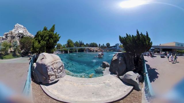 Disneyland Into Tomorrow Land 360