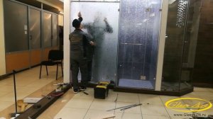 Монтаж душевой перегородки с раздвижной системой. GlassArt.