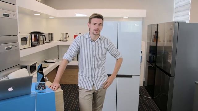 Холодильник Midea MRC-518SFNGW