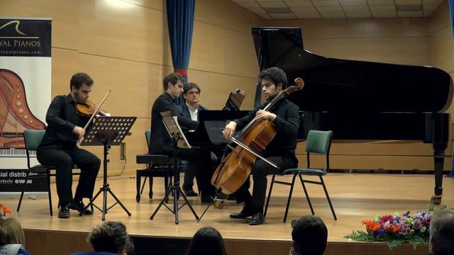 Concierto de los premiados 5º Concurso Antón García Abril смотреть онлайн