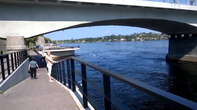 Walking along the border.1 Narva. Прогулка вдоль границы.1 Нарва. Jalutuskäik piki piiri.1 Narva. смотреть онлайн