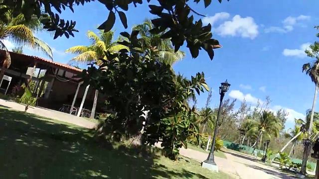 Куба, в Варадеро. Обход территории отеля Starfish Varadero 3* смотреть онлайн