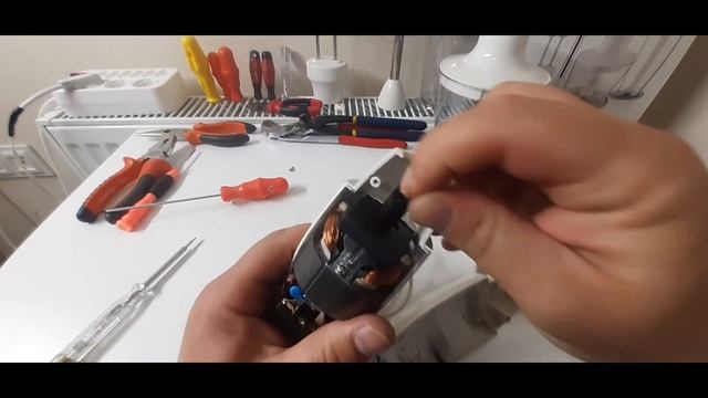 SİNBO SHB 3147 BLENDER AKTARMA DİŞLİSİ NASIL SÖKÜLÜR VİDEO DAKİ BİLGİLERDEN MUTLAKA FAYDALANIN смотреть онлайн