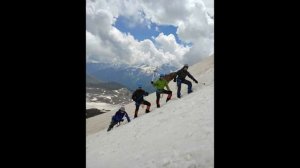 Юрий Визбор - " Песня альпинистов "