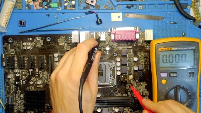 Asrock H81 Pro BTC R2.0 х3. Посан сгорел. смотреть онлайн