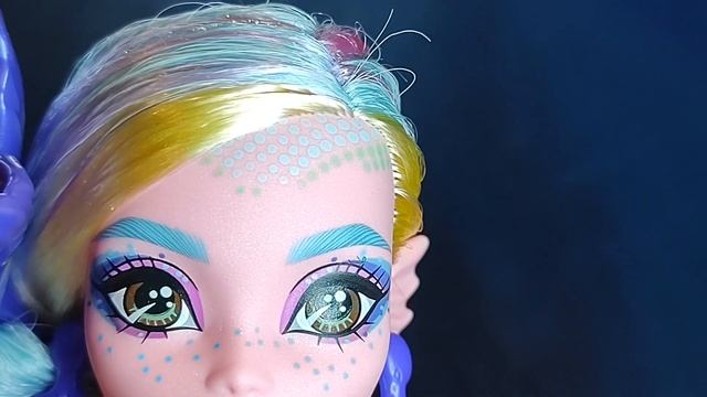 her heels are coral?Monster Ball Lagoona Blue unboxing ? Adult collector reviews смотреть онлайн