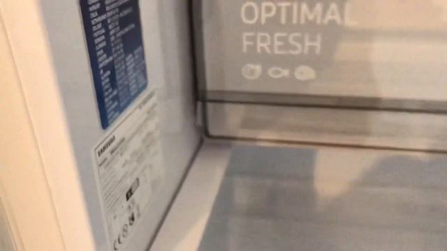 SAMSUNG BRB26715CWW Fridge смотреть онлайн