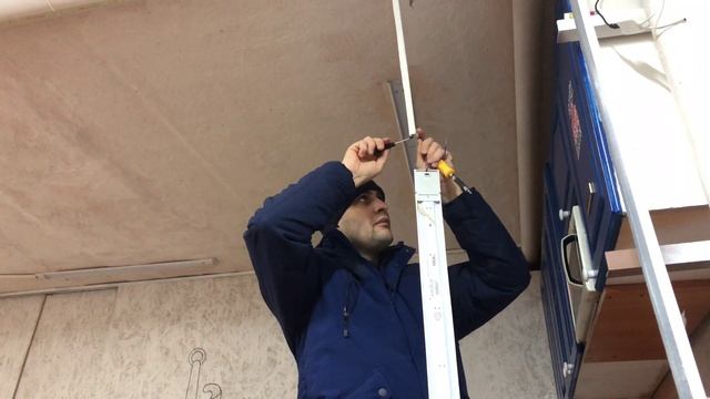 ГАРАЖ МЕЧТЫ. СВЕТОДИОДНОЕ ОСВЕЩЕНИЕ В ГАРАЖЕ!