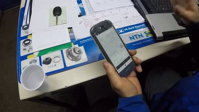 Обзор Yotaphone 2 у немца,ремонт феррари смотреть онлайн
