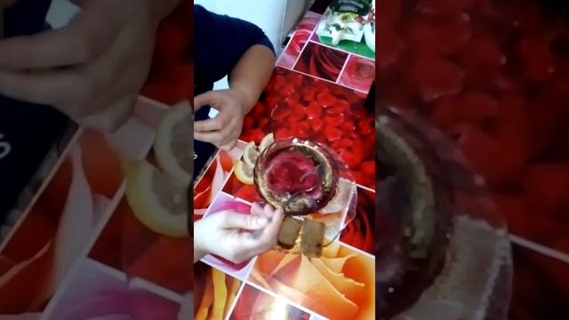 Кормлю подругу свекольным супом - диетическим