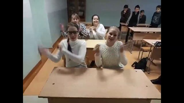 Время и Стекло Тролль смотреть онлайн