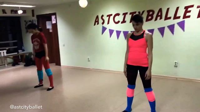 21.11.2018. @astcityballet Чтобы увидеть что-то новое, нужно совершить что-то новое. смотреть онлайн