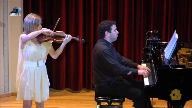 A.Corelli (1653-1713) Sonata no 12 op. 5 "La Follia" Plays Alexandra смотреть онлайн