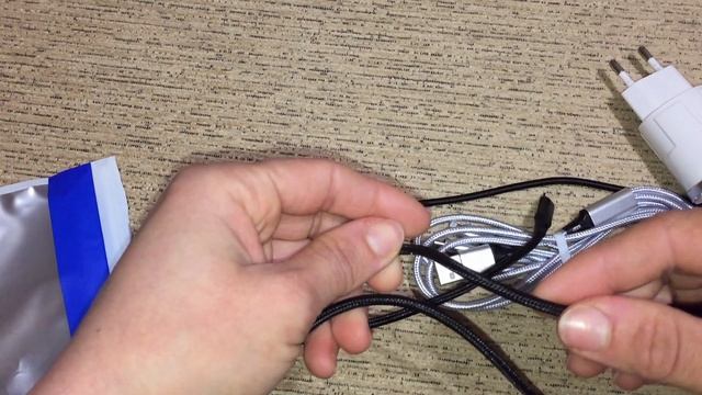 USB кабель для зарядки телефона 3 в 1 Aliexpress USB kable for Android for iPhone 3 in 1 смотреть онлайн