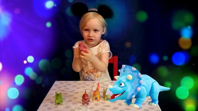 Семья пальчиков дети песни сборник Вспыш Поезд Динозавров песня про пальчики смотреть онлайн