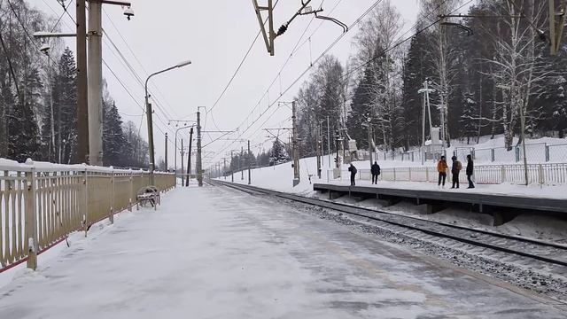 Сапсан на скорости 210 км/ч смотреть онлайн