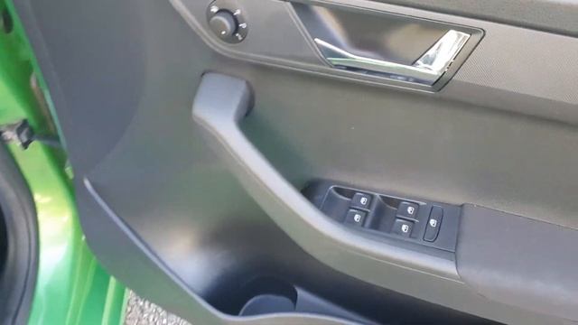 161D10413 - 2016 Skoda Fabia STYLE 1.2TSI 90HP 4DR 11,400